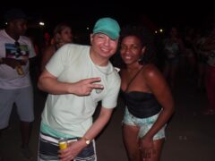 Oktober 10 Anos